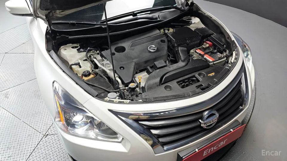 Nissan altima