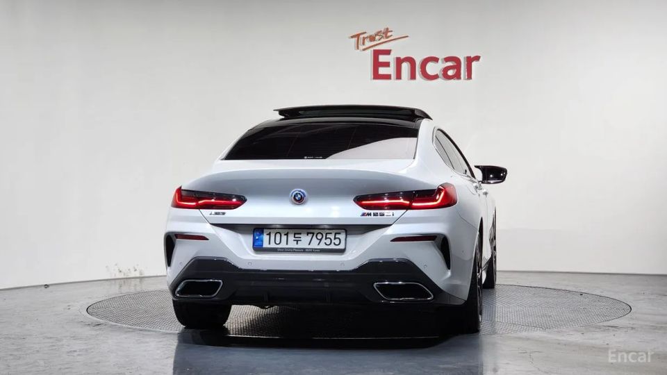 BMW 8-series