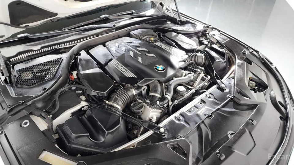 BMW 8-series