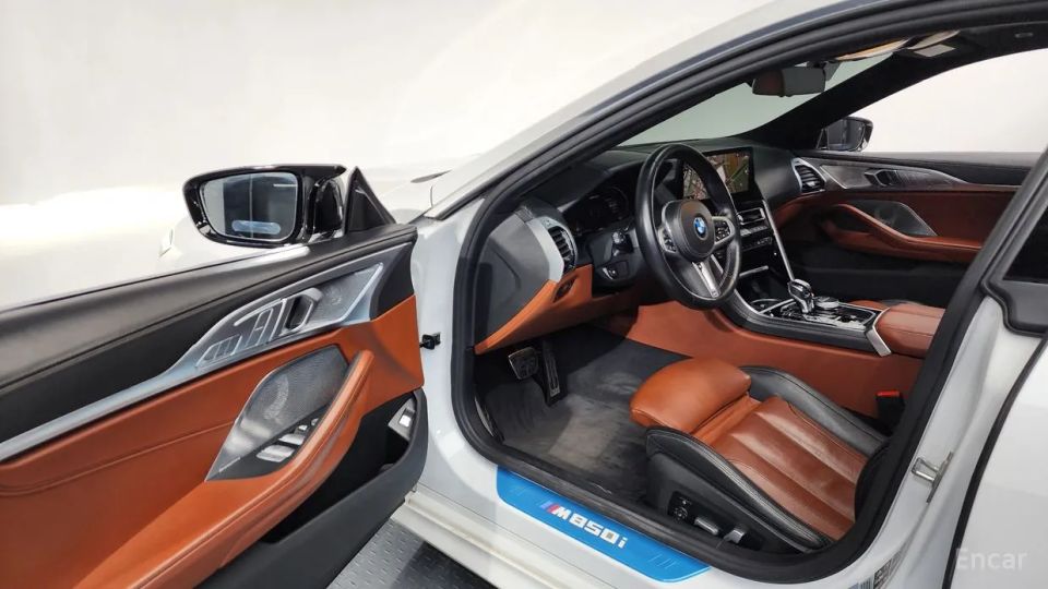 BMW 8-series