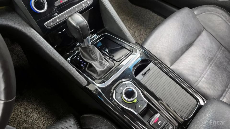 Renault-KoreaSamsung SM6