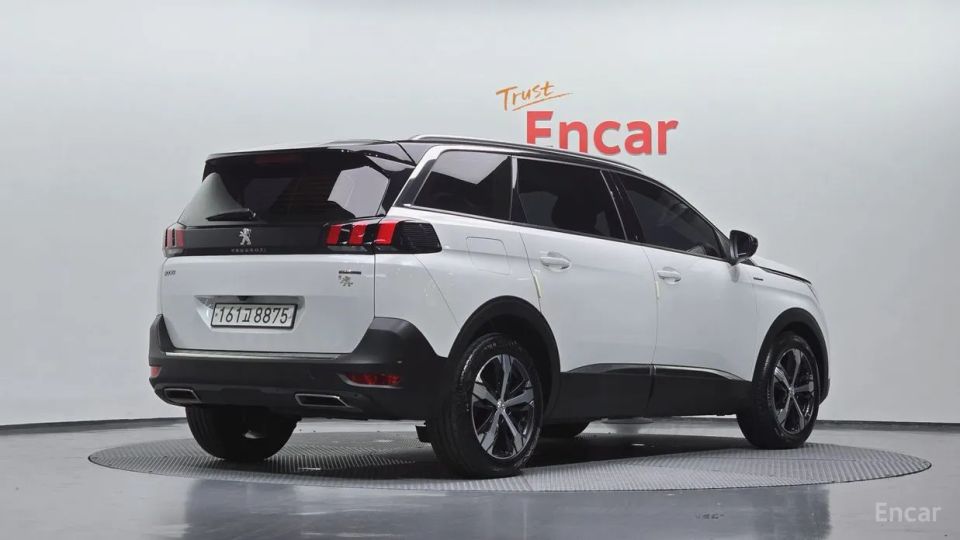 Peugeot 5008