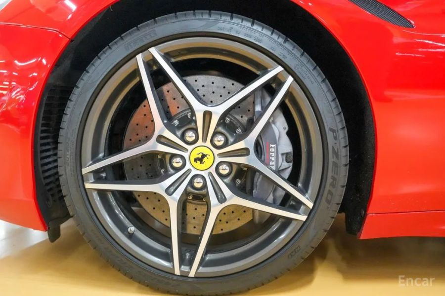 Ferrari California