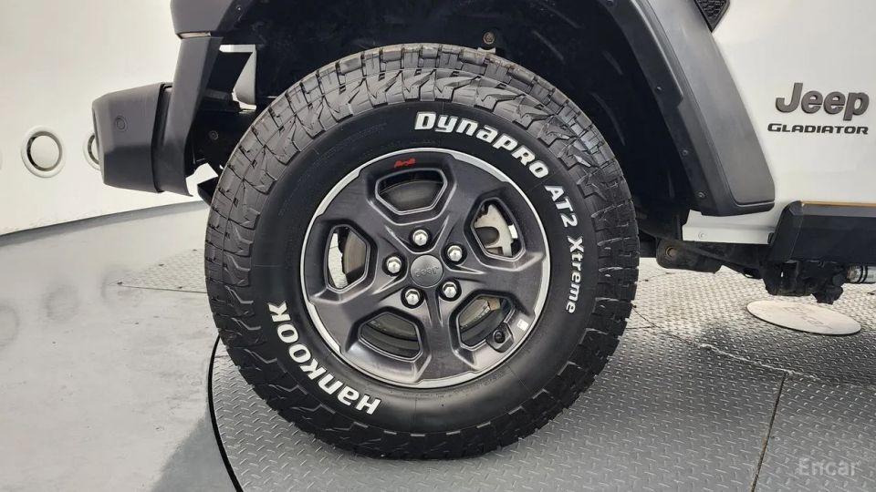 Jeep gladiator