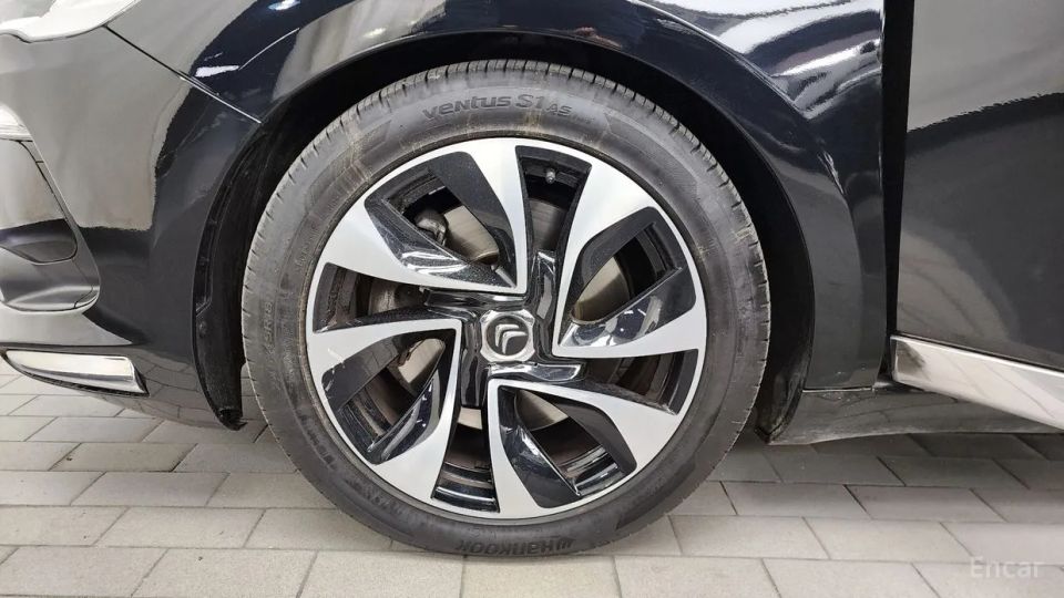 Citroen-DS DS5