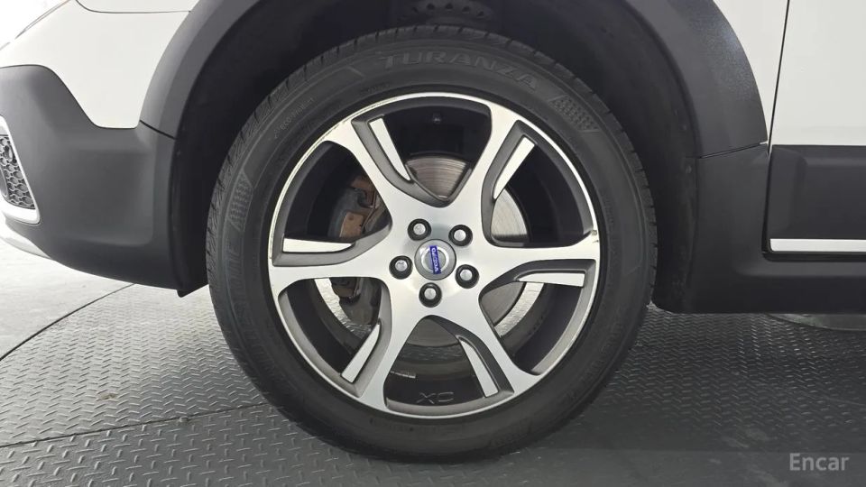 Volvo XC70