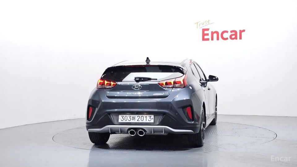 Hyundai Veloster