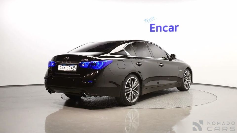 Infiniti Q50