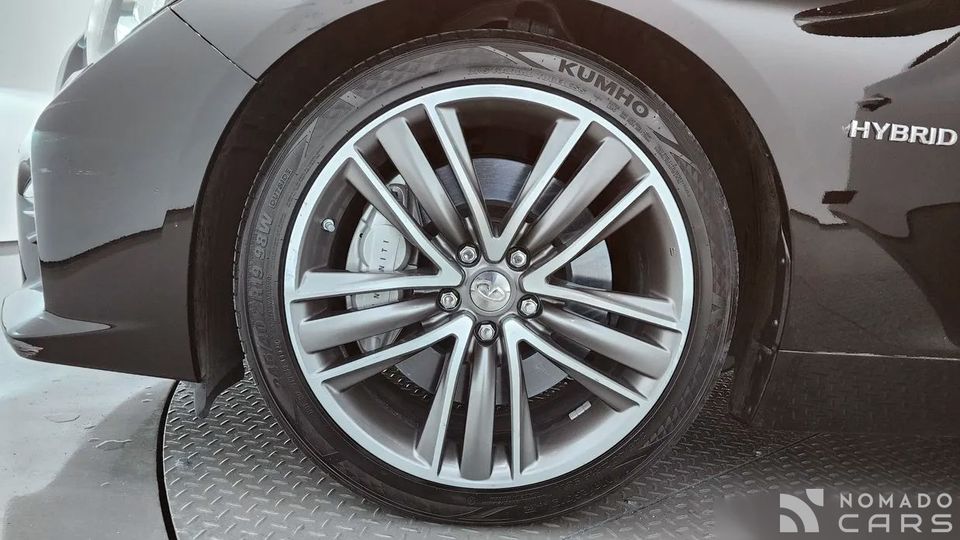 Infiniti Q50