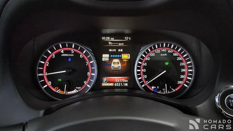 Infiniti Q50