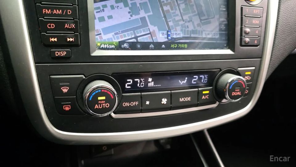 Nissan altima