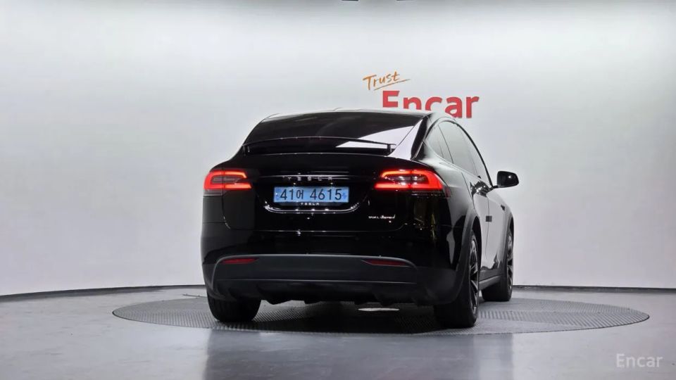 Tesla model-x