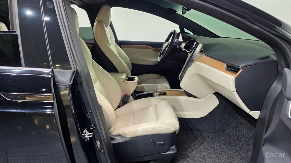 Tesla model-x