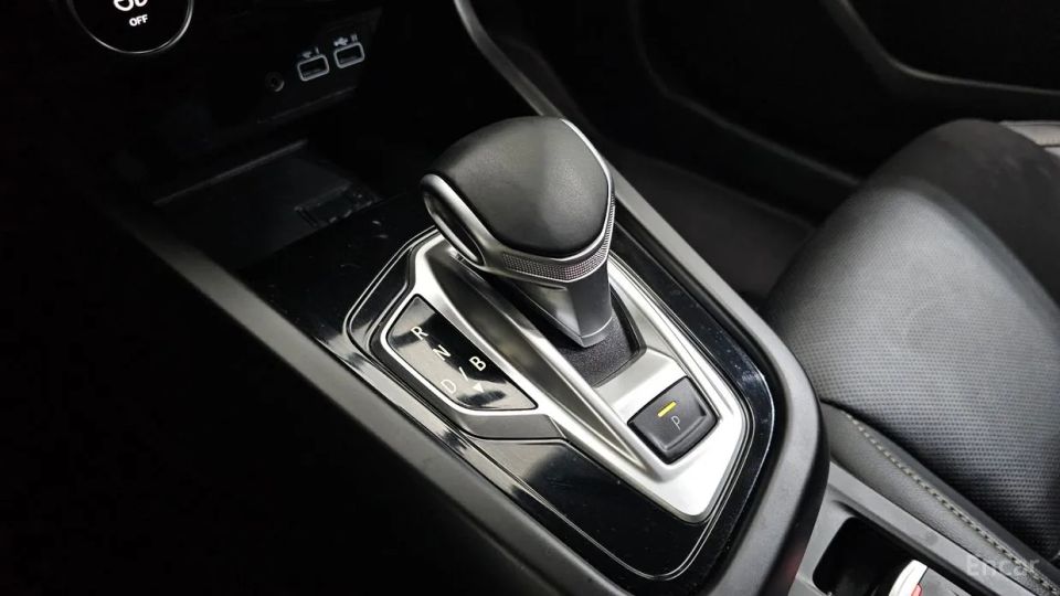 Renault-KoreaSamsung Arkana