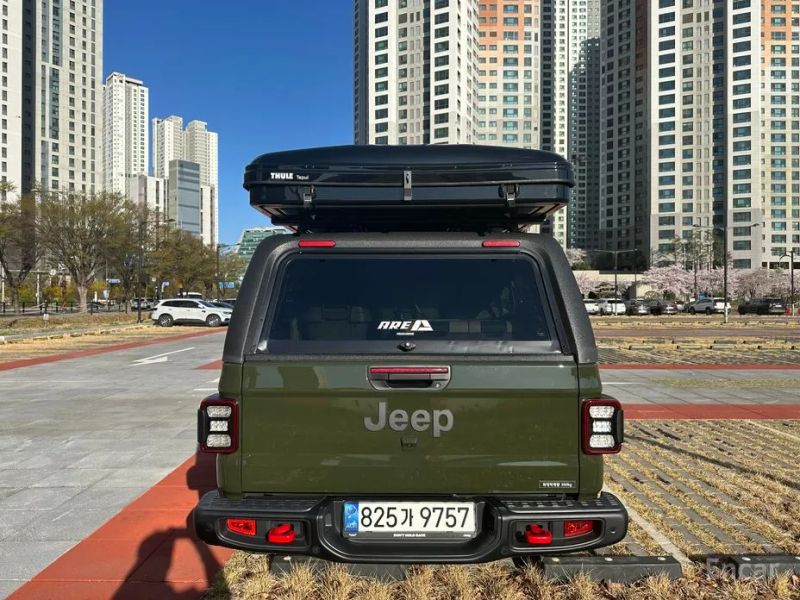 Jeep gladiator