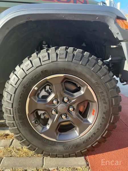 Jeep gladiator