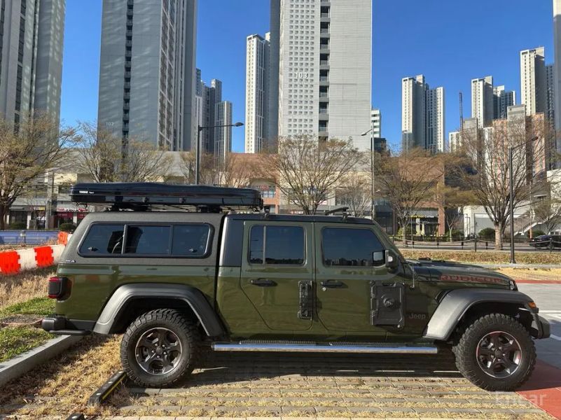 Jeep gladiator