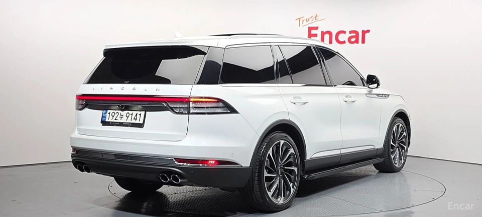 Lincoln Aviator