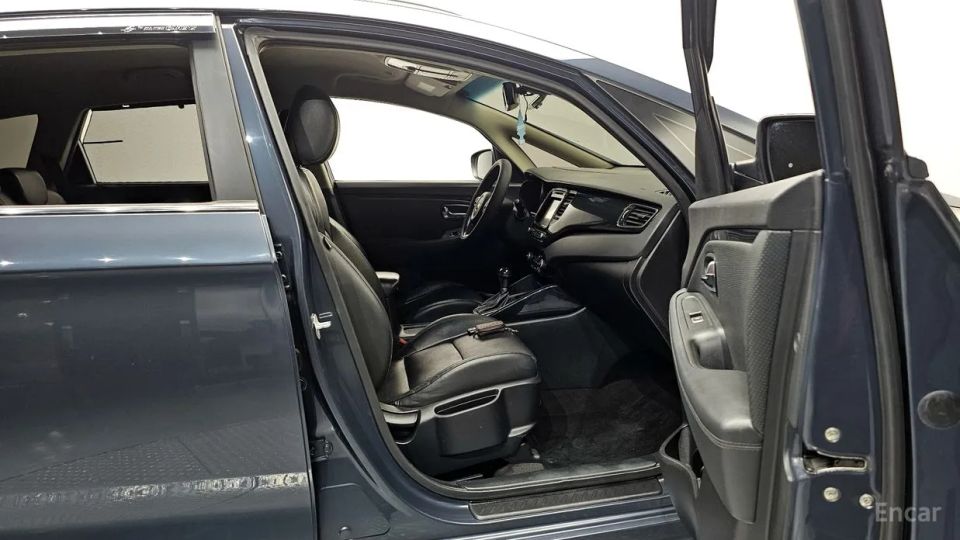 Kia Carens