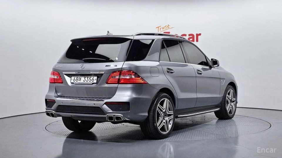Mercedes-Benz M-class