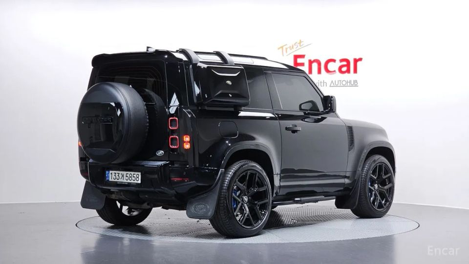 Land Rover Defender