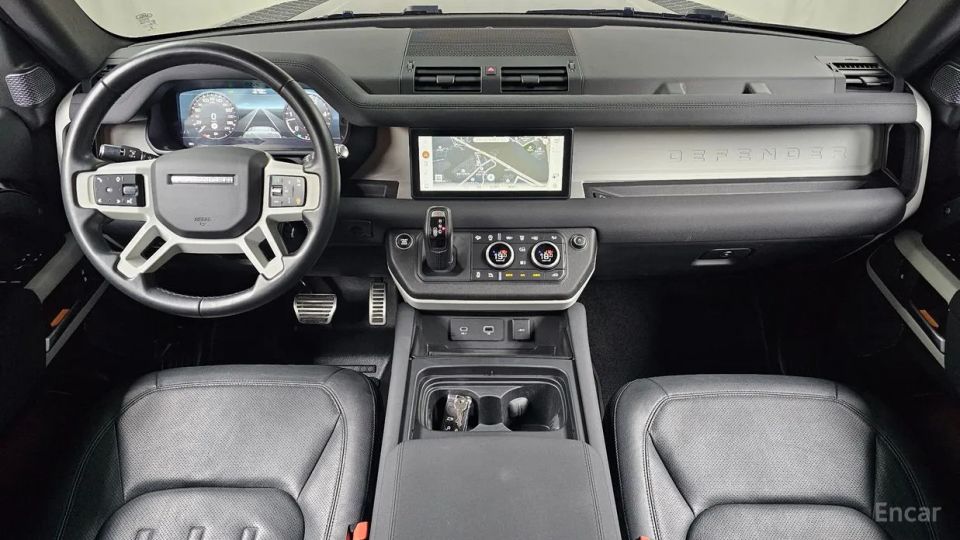 Land Rover Defender