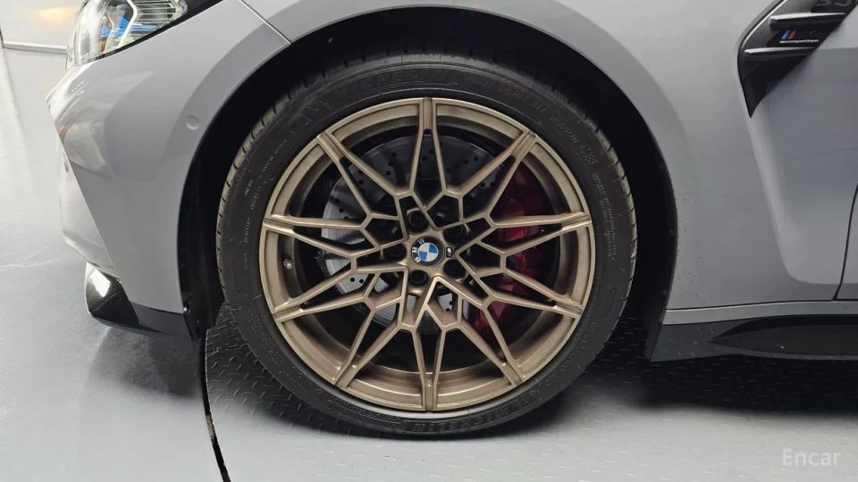 BMW M4