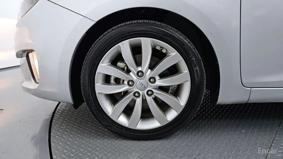 Kia Carens