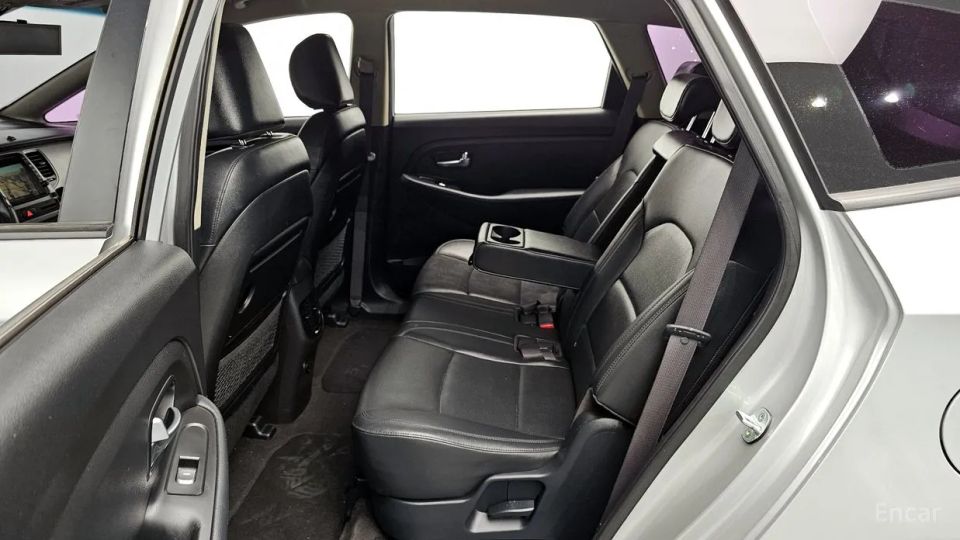 Kia Carens
