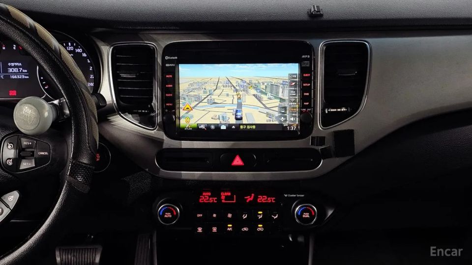 Kia Carens