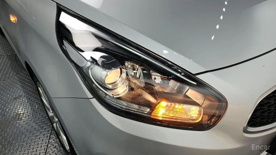 Kia Carens