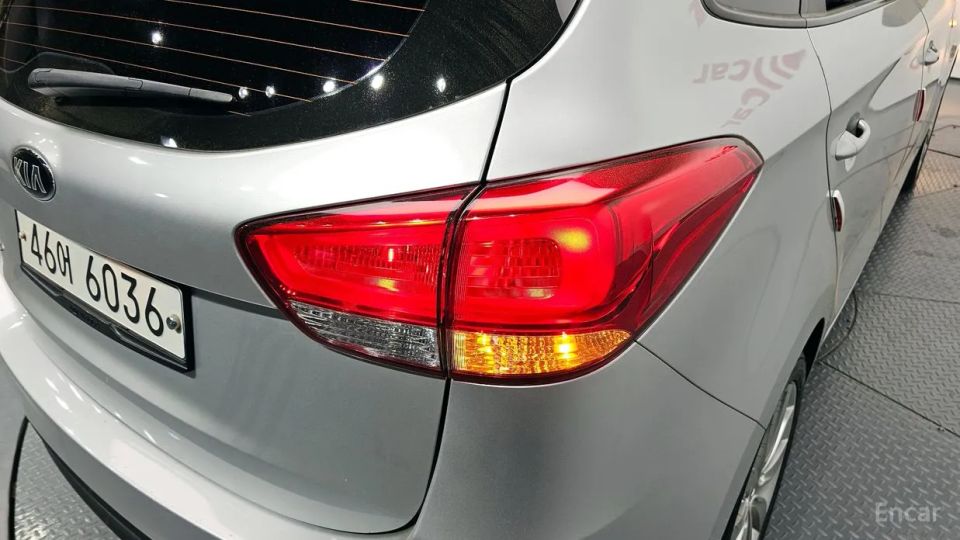 Kia Carens