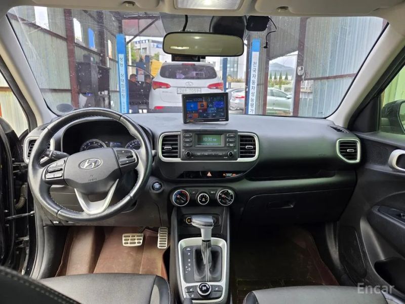 Hyundai Venue