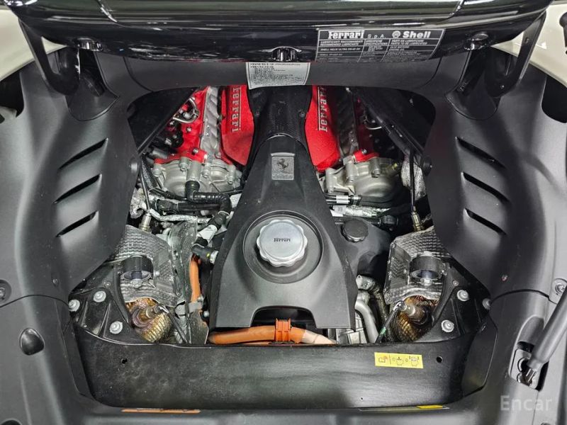 Ferrari SF90