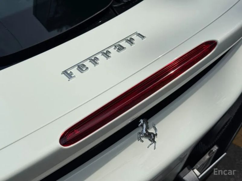 Ferrari SF90