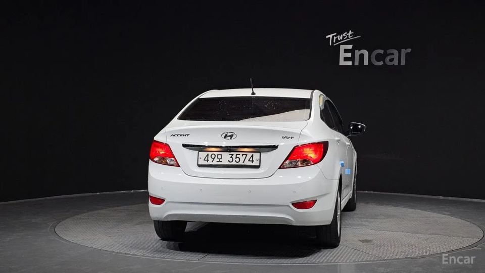 Hyundai Accent
