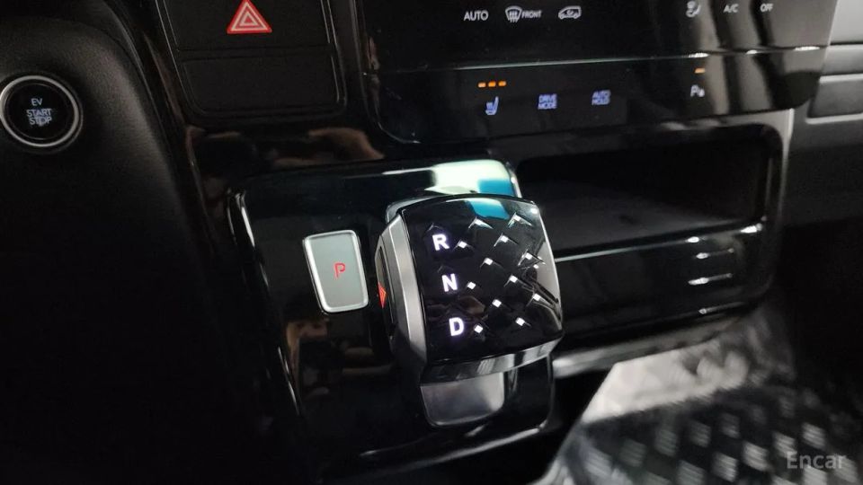 Hyundai ST1