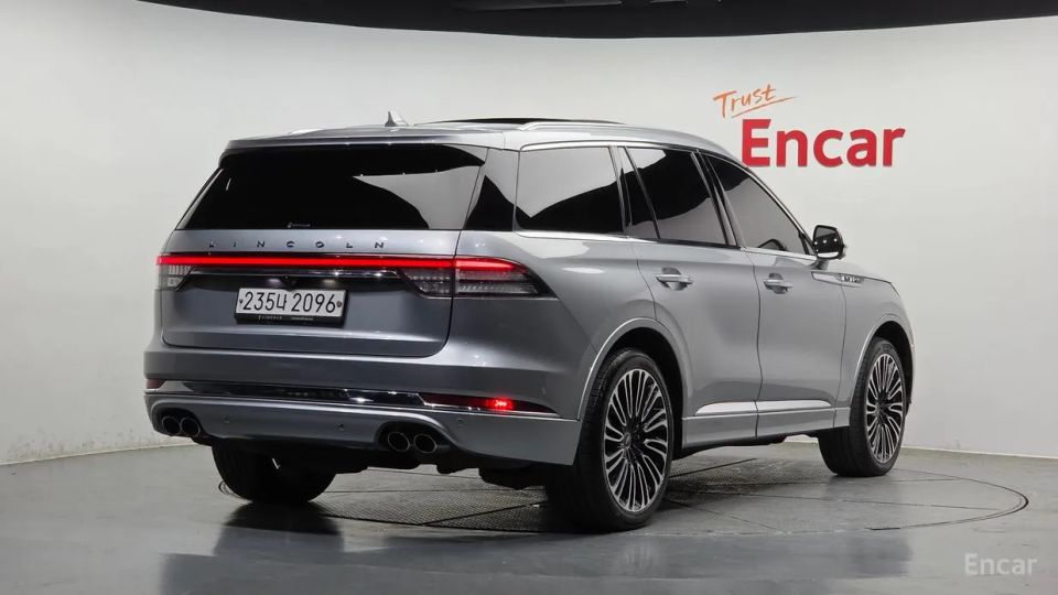 Lincoln Aviator