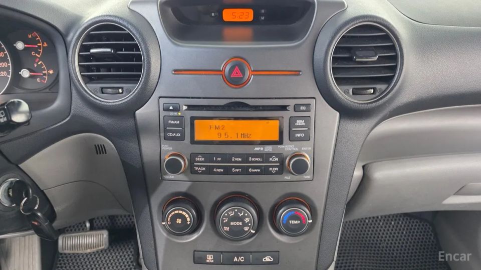 Kia Carens