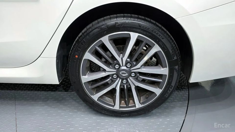 Renault-KoreaSamsung SM7