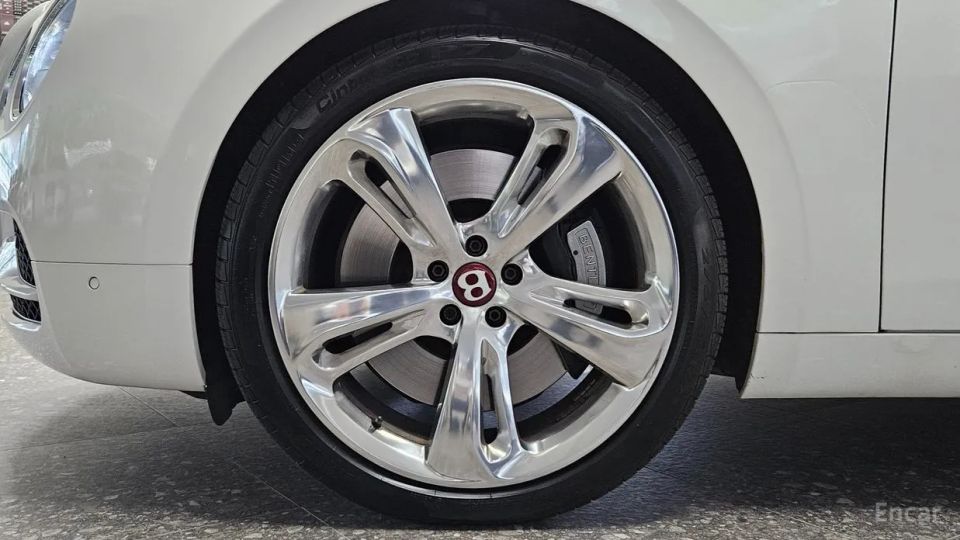 Bentley Flying Spur