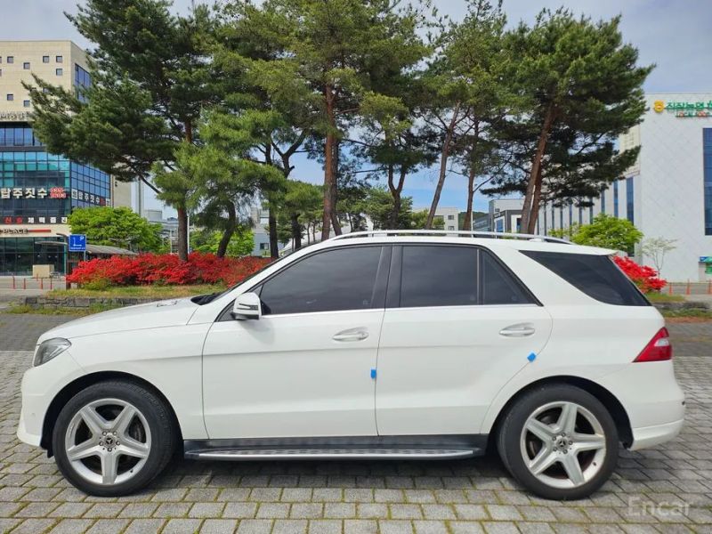 Mercedes-Benz M-class