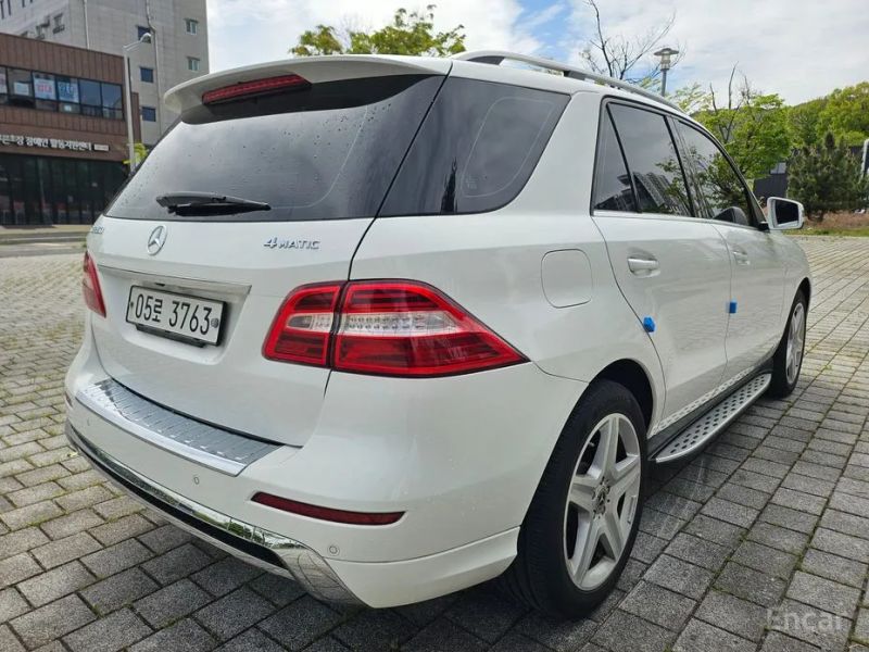 Mercedes-Benz M-class