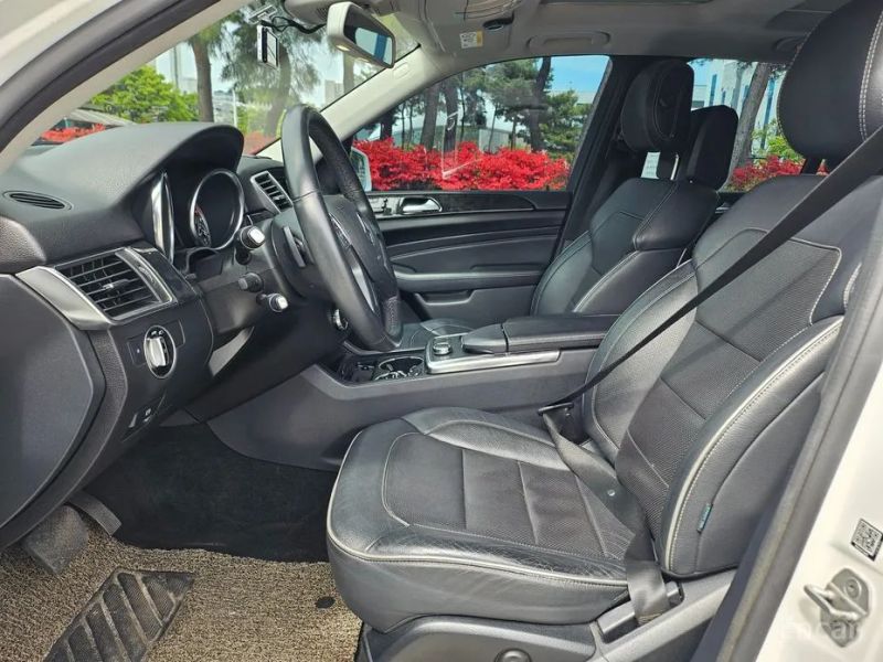 Mercedes-Benz M-class