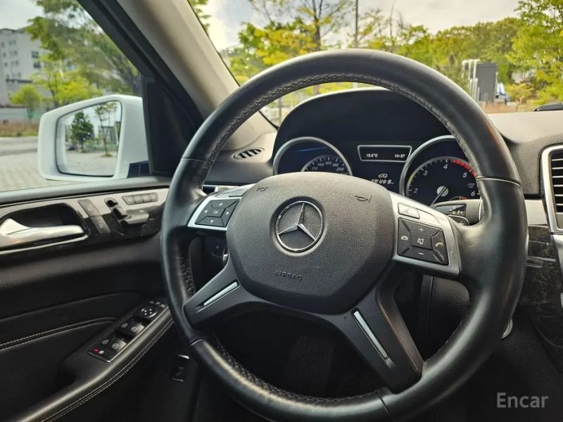 Mercedes-Benz M-class