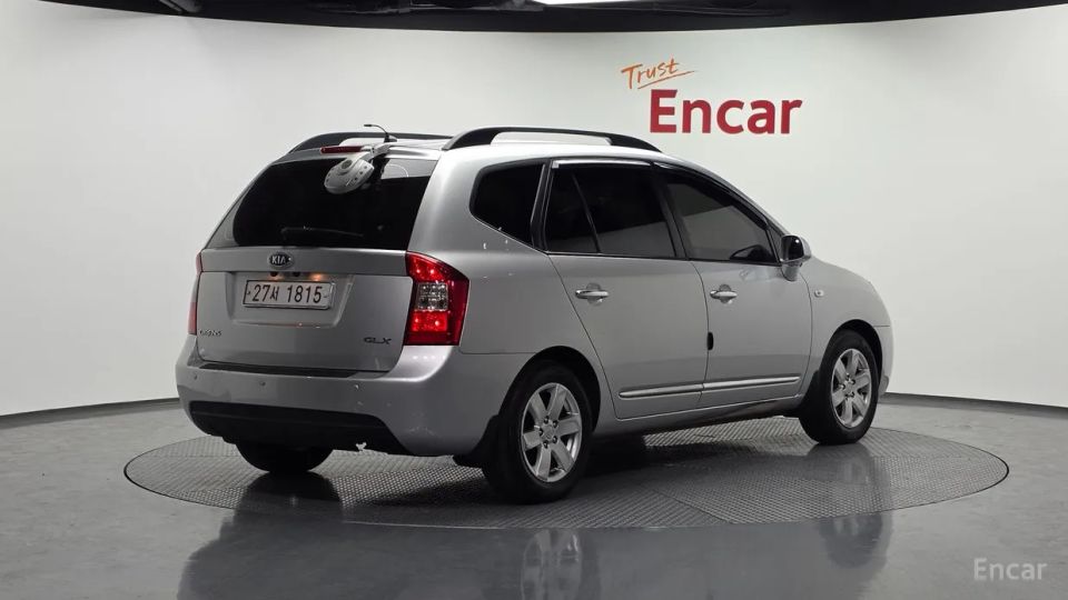 Kia Carens