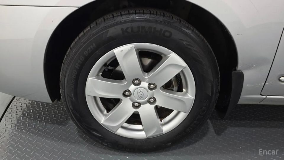 Kia Carens