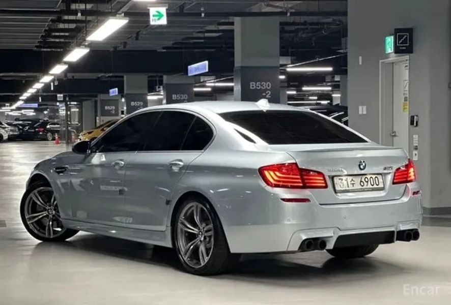 BMW M5