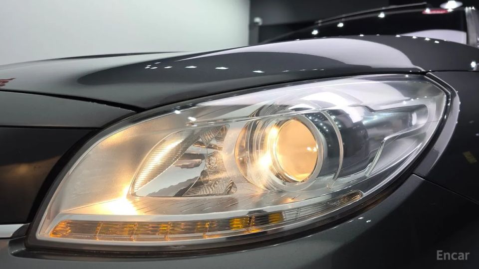 Renault-KoreaSamsung SM7