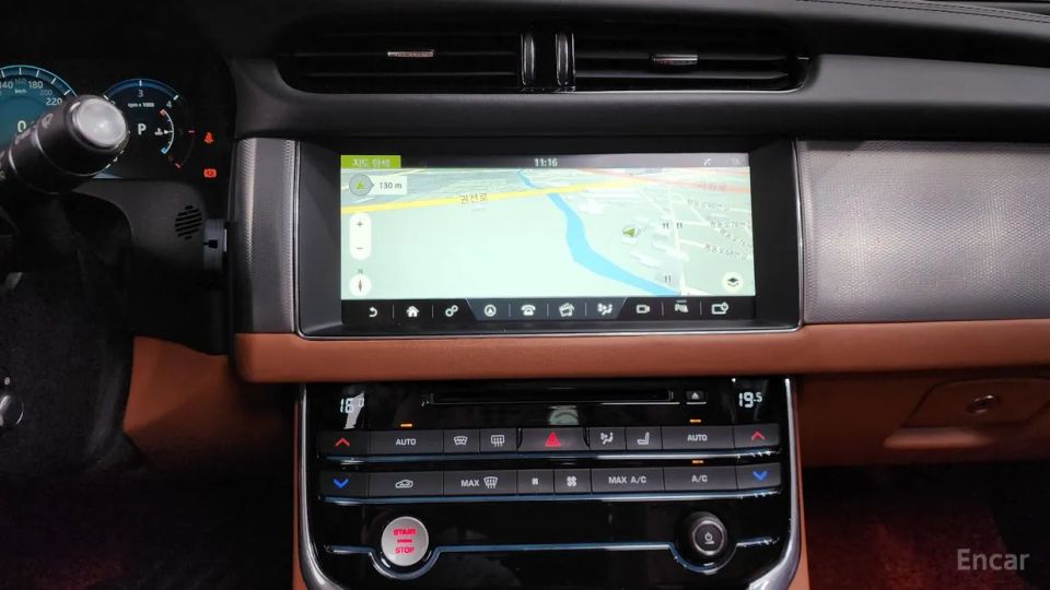 Jaguar xf